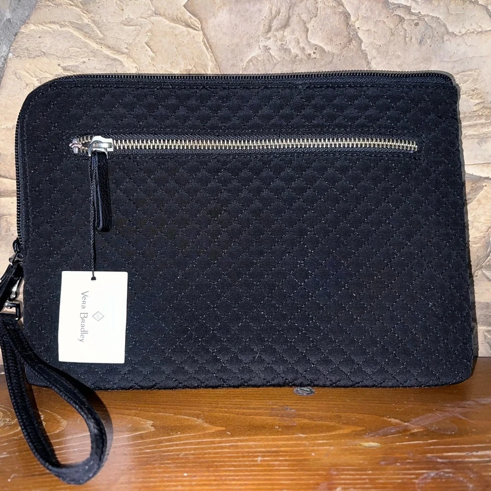 New Vera Bradley - Picture 2 of 3